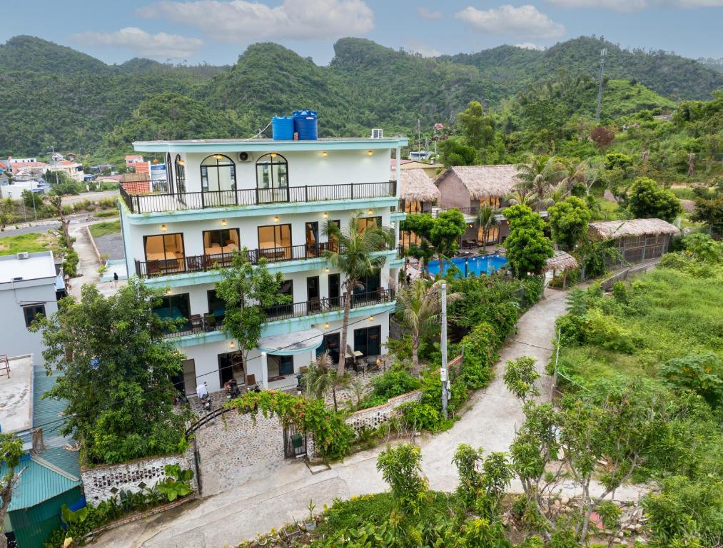 CATBA HEVEN HILLs – Ha Long Bay